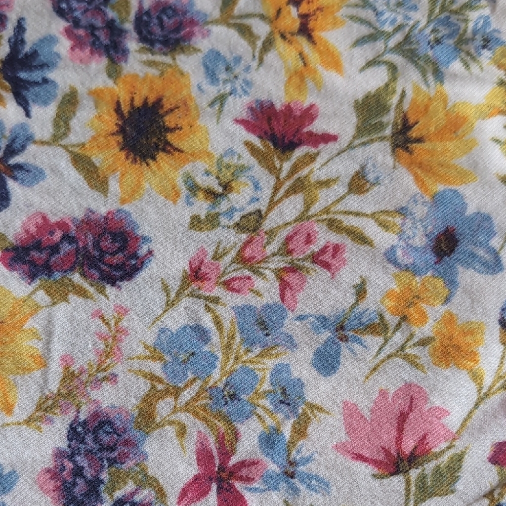 ❤️4/$20 Old Navy Kids Floral Dress in Yellow and Blue - Picture 2 of 3